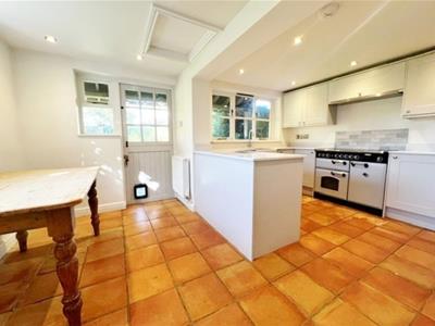 kitchen 1.jpg